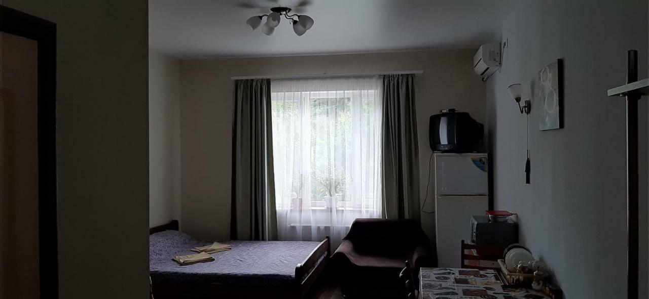 Звёздный Hotel Odessa Buitenkant foto