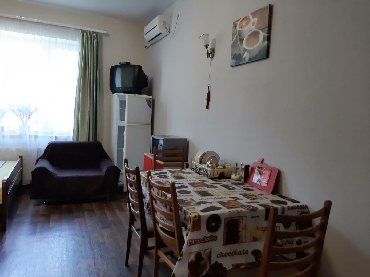 Звёздный Hotel Odessa Buitenkant foto